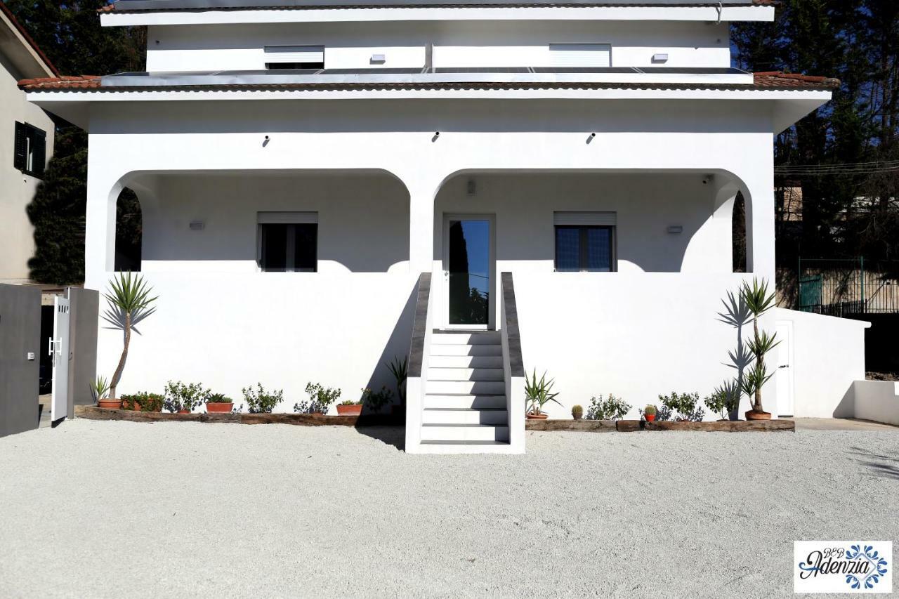 Guest house Adenzia *